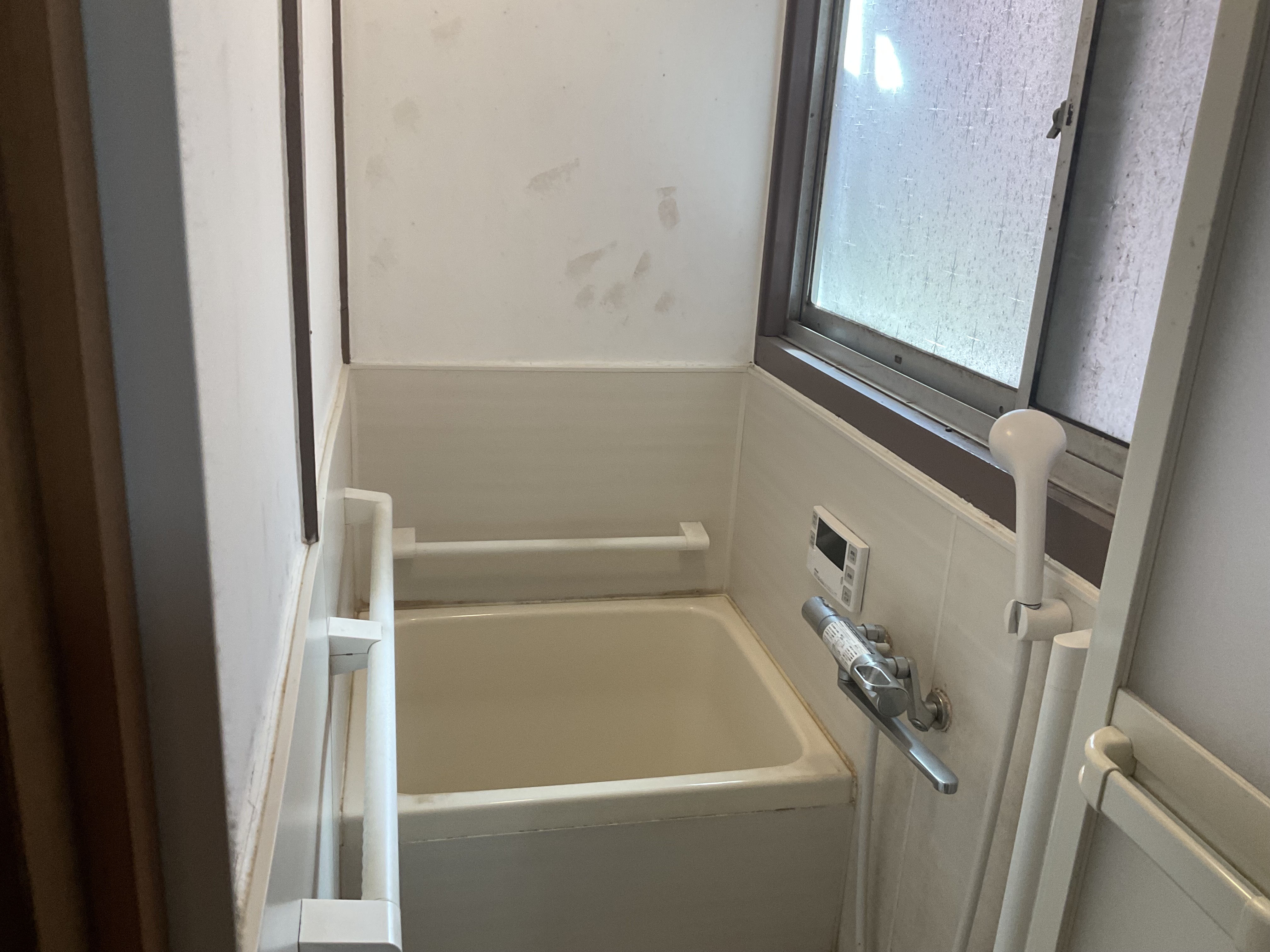 清須市大家様物件 施工前 浴室